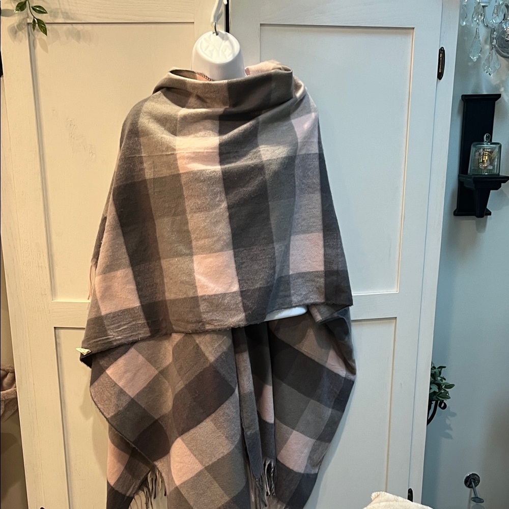 Pretty Persuasions Pink and Gray Plaid Throw Blanket